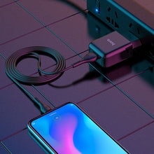 Заредете изображение във визуализатора на галерията – HOCO travel charger USB 2A N2 Vigour black
