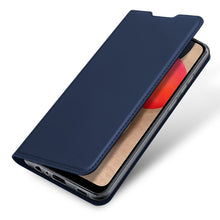 Заредете изображение във визуализатора на галерията – DUX DUCIS Skin Pro Bookcase type case for Samsung Galaxy A02s EU blue - TopMag

