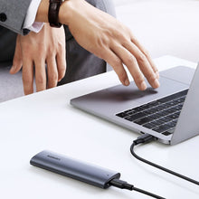 Заредете изображение във визуализатора на галерията – Ugreen M.2 SSD bay USB 3.2 Gen 2 drive (SuperSpeed USB 10 Gbps) + USB Type C cable 0.5m gray (CM400 10902) - TopMag
