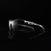 Заредете изображение във визуализатора на галерията – Wozinsky polarized cycling sunglasses sunglasses with lenses set + correction cup black (WSG-B01) - TopMag
