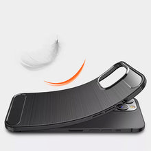 Заредете изображение във визуализатора на галерията – Back Case CARBON for IPHONE 15 Black
