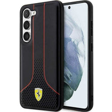Заредете изображение във визуализатора на галерията – Ferrari FEHCS23SPCSK S23 S911 black/black hardcase Perforated 296 P
