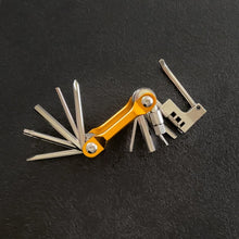 Заредете изображение във визуализатора на галерията – Wozinsky bicycle multitool 11in1 bicycle repair tool kit (WMT-01) - TopMag
