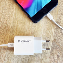 Заредете изображение във визуализатора на галерията – Wozinsky fast EU USB Type C Power Delivery 20W wall charger + cable USB Type C / Lightning cable 1m white - TopMag

