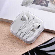 Заредете изображение във визуализатора на галерията – Borofone Earphones BM27 Amazing Sound with Type C plug with microphone white
