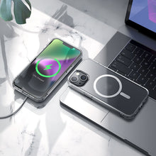 Заредете изображение във визуализатора на галерията – HOCO Magnetic airbag anti-fall case compatible with MagSafe do IPHONE 15 transparent
