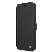 Заредете изображение във визуализатора на галерията – Etui BMW BMFLBKP12LSLLBK iPhone 12 Pro Max 6,7" czarny/black book Signature
