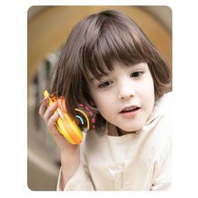 Заредете изображение във визуализатора на галерията – Walkie-talkie for children K22 Bee + Battery Charger + 8xRechargeable HR03/AAA 900mAh
