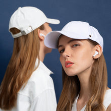 Заредете изображение във визуализатора на галерията – Baseus W3 wireless Bluetooth 5.0 TWS Earbuds earphones waterproof IP55 white (NGW3-02) - TopMag
