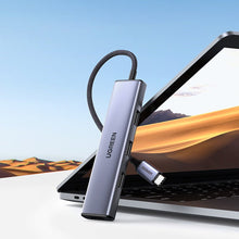 Заредете изображение във визуализатора на галерията – Ugreen HUB USB Type C splitter - 4x USB 3.2 Gen 1 silver (CM473 20841) - TopMag
