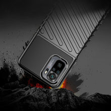 Заредете изображение във визуализатора на галерията – Thunder Case Flexible Tough Rugged Cover TPU Case for Xiaomi Redmi Note 10 / Redmi Note 10S green - TopMag
