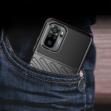 Заредете изображение във визуализатора на галерията – Thunder Case Flexible Tough Rugged Cover TPU Case for Xiaomi Redmi Note 10 / Redmi Note 10S green - TopMag
