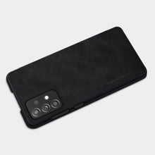 Заредете изображение във визуализатора на галерията – Nillkin Qin original leather case cover for Samsung Galaxy A72 4G black - TopMag
