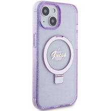 Заредете изображение във визуализатора на галерията – Original faceplate case GUESS GUHMP15MHRSGSU for iPhone 15 Plus (Magsafe / Glitter Script Logo / Ring stand / purple)
