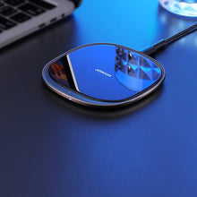 Заредете изображение във визуализатора на галерията – Joyroom wireless Qi charger 15 W black (JR-A23) - TopMag
