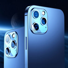 Заредете изображение във визуализатора на галерията – Joyroom Mirror Series Full Camera Tempered Glass Camera Lens For iPhone 12 Transparent (JR-PF730) - TopMag
