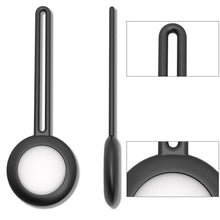Заредете изображение във визуализатора на галерията – Silicone flexible cover keychain loop case for Apple AirTag black - TopMag
