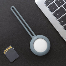 Заредете изображение във визуализатора на галерията – Silicone flexible cover keychain loop case for Apple AirTag blue - TopMag
