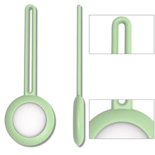 Заредете изображение във визуализатора на галерията – Silicone flexible cover keychain loop case for Apple AirTag green - TopMag
