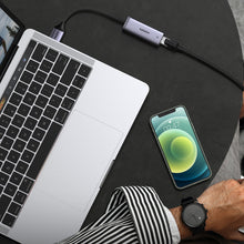 Заредете изображение във визуализатора на галерията – Ugreen external network adapter RJ45 - USB 3.2 Gen 1 (1000 Mbps / 1 Gbps) Gigabit Ethernet gray (CM483 40321) - TopMag
