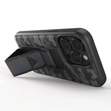Заредете изображение във визуализатора на галерията – Adidas SP Grip Case CAMO iPhone 13/13 Pro black/black 47243
