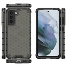 Заредете изображение във визуализатора на галерията – Honeycomb Case armor cover with TPU Bumper for Samsung Galaxy S21 FE black - TopMag
