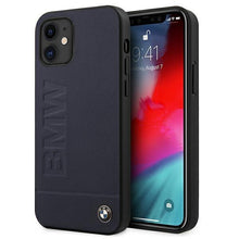 Заредете изображение във визуализатора на галерията – Etui BMW BMHCP12SSLLNA iPhone 12 mini 5,4" granatowy/navy hardcase Signature Logo Imprint - TopMag
