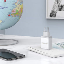 Заредете изображение във визуализатора на галерията – Ugreen CD122 Quick Charge 3.0 Quick Charge 3.0 18W 3A USB Wall Charger White (10133) - TopMag
