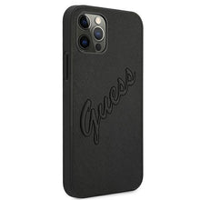 Заредете изображение във визуализатора на галерията – Guess GUHCP12LRSAVSBK iPhone 12 Pro Max 6,7" czarny/black hardcase Saffiano Vintage Script - TopMag
