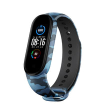 Заредете изображение във визуализатора на галерията – Replacement Camo Silicone Wristband TPU Strap Bracelet Bangle For Xiaomi Mi Band 6 / Mi Band 5 Camo Blue - TopMag
