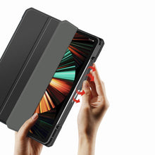 Заредете изображение във визуализатора на галерията – Dux Ducis Toby armored tough Smart Cover for iPad Pro 12.9'' 2021 with a holder for Apple Pencil black - TopMag
