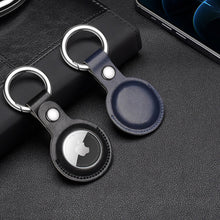 Заредете изображение във визуализатора на галерията – Dux Ducis PU leather key ring keychain case for Apple AirTag black - TopMag

