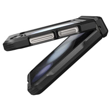Заредете изображение във визуализатора на галерията – Spigen TOUGH ARMOR PRO GALAXY Z Flip 5 BLACK
