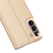 Заредете изображение във визуализатора на галерията – Dux Ducis Skin Pro Bookcase type case for Samsung Galaxy S21 FE golden - TopMag
