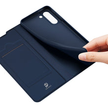 Заредете изображение във визуализатора на галерията – Dux Ducis Skin Pro Bookcase type case for Samsung Galaxy S21 FE blue - TopMag
