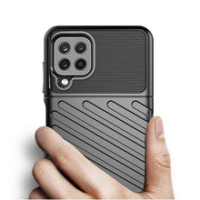 Заредете изображение във визуализатора на галерията – Thunder Case Flexible Tough Rugged Cover TPU Case for Samsung Galaxy A22 4G green - TopMag
