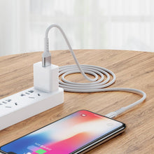 Заредете изображение във визуализатора на галерията – Remax Kayla series data cable USB - Lightning 1m black (RC-161i) - TopMag

