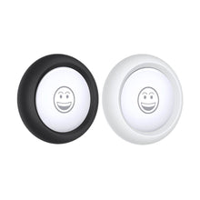 Заредете изображение във визуализатора на галерията – ESR STICK-ON APPLE AIRTAG BLACK &amp; WHITE - TopMag
