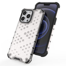 Заредете изображение във визуализатора на галерията – Honeycomb Case armor cover with TPU Bumper for iPhone 13 Pro green - TopMag
