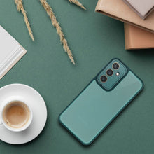 Заредете изображение във визуализатора на галерията – VARIETE Case for IPHONE 15 Pro dark green
