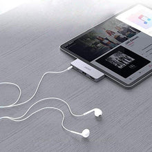 Заредете изображение във визуализатора на галерията – Choetech multifunctional USB HUB for Apple iPad Pro Typ C 4in1 60W PD black (HUB-M13) - TopMag
