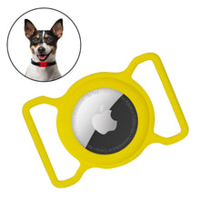 Заредете изображение във визуализатора на галерията – Silicone flexible cover pet dog cat collar loop case for Apple AirTag yellow - TopMag
