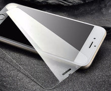 Заредете изображение във визуализатора на галерията – Tempered Glass 9H Screen Protector iPhone 14/13 Pro / iPhone 13 (Packaging - Envelope) - TopMag
