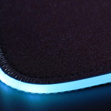Заредете изображение във визуализатора на галерията – Tronsmart Spire Soft Gaming RGB Mouse Pad (80 x 30 x 0,4 cm) for gamers black (349360) - TopMag

