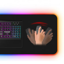 Заредете изображение във визуализатора на галерията – Tronsmart Spire Soft Gaming RGB Mouse Pad (80 x 30 x 0,4 cm) for gamers black (349360) - TopMag
