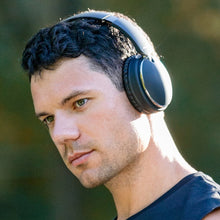 Заредете изображение във визуализатора на галерията – Joyroom wireless headphones with Bluetooth 5.0 black (JR-HL2) - TopMag
