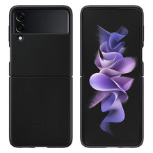 Заредете изображение във визуализатора на галерията – Samsung Leather Cover Phone Case for Galaxy Z Flip 3 green (EF-VF711LGEGWW) - TopMag
