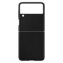 Заредете изображение във визуализатора на галерията – Samsung Leather Cover Phone Case for Galaxy Z Flip 3 green (EF-VF711LGEGWW) - TopMag

