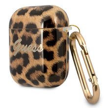 Заредете изображение във визуализатора на галерията – Guess GUA2USLEO AirPods cover złoty/gold Leopard Collection - TopMag
