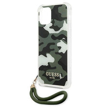 Заредете изображение във визуализатора на галерията – Guess GUHCP12LKSARKA iPhone 12 Pro Max 6,7" zielony/khaki hardcase Camo Collection - TopMag
